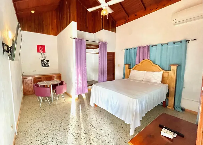 Queen Room