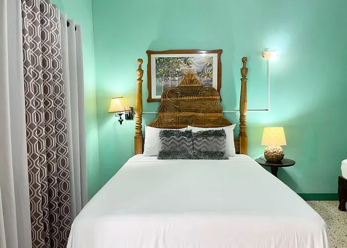 Queen Room